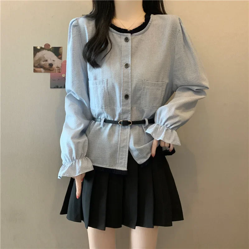 2024 Plus Size French Tweed Style Fringe Round Neck Long Sleeve Shirt With Belt Stylish Contrasting Top For Men - Image 2